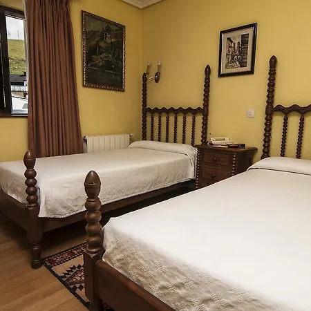 Guest house Riodeva Unquera